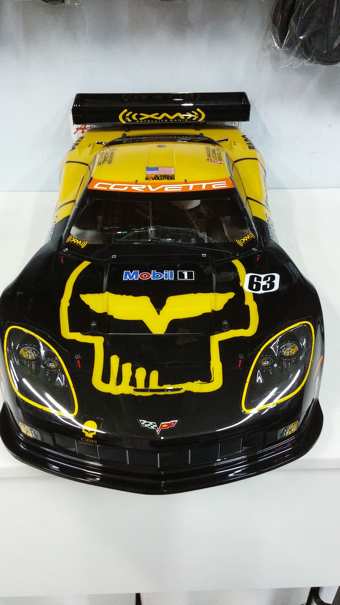 AUTOMODELO KYOSHO INFERNO GT2 RACE SPEC. CORVETTE C6-R NITRO 1/8