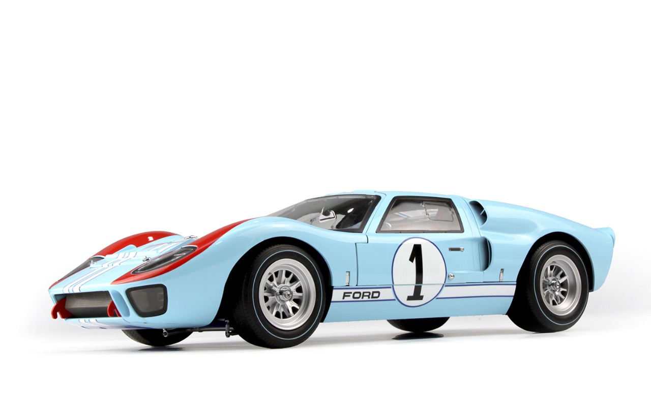 Kit para montar e pintar - FORD GT40 Mk.II' 66 – escala 1/12