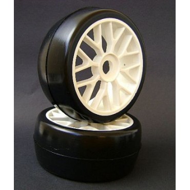 PAR DE PNEUS SLICK COM RODAS BBS BRANCA CUBO DE ENCAIXE 17 mm NOVO PERFIL PARA INFERNO GT2 E BUGGYS 1/8 SINTEC SIN S156